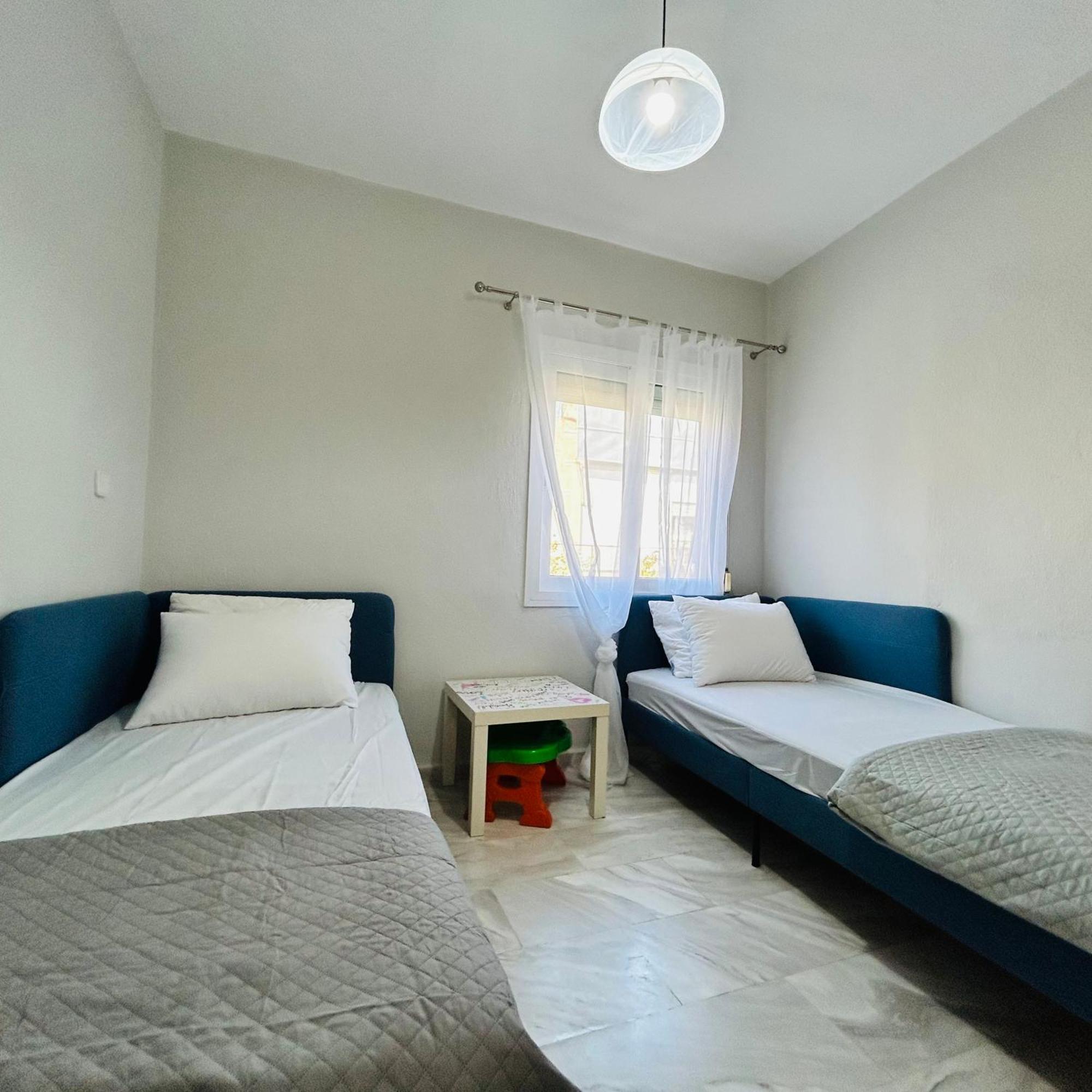 Next To The Beach Apartments Ofrinion Luaran gambar